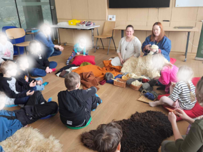 Od owcy do tkaniny – warsztaty w MHP